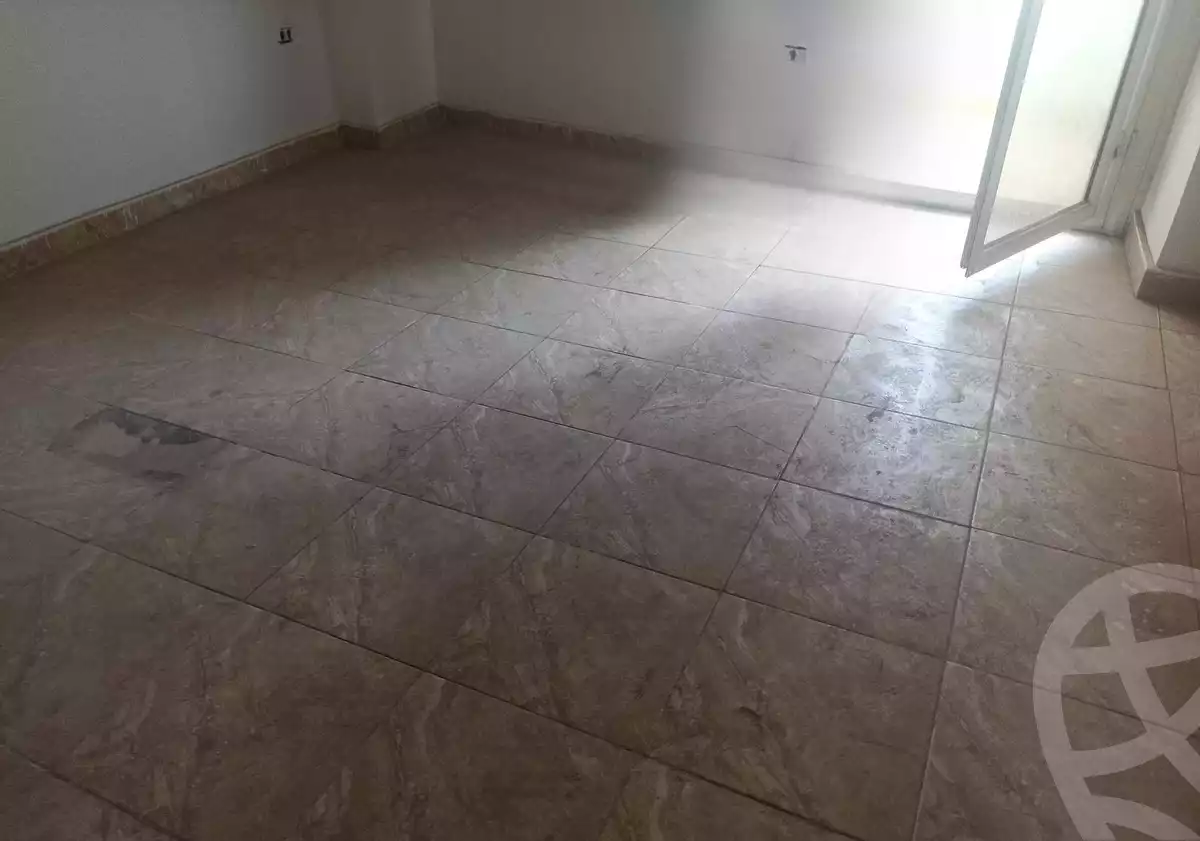 https://aqarmap.com.eg/ar/listing/5906549-for-rent-cairo-ain-shams-jsr-lswys