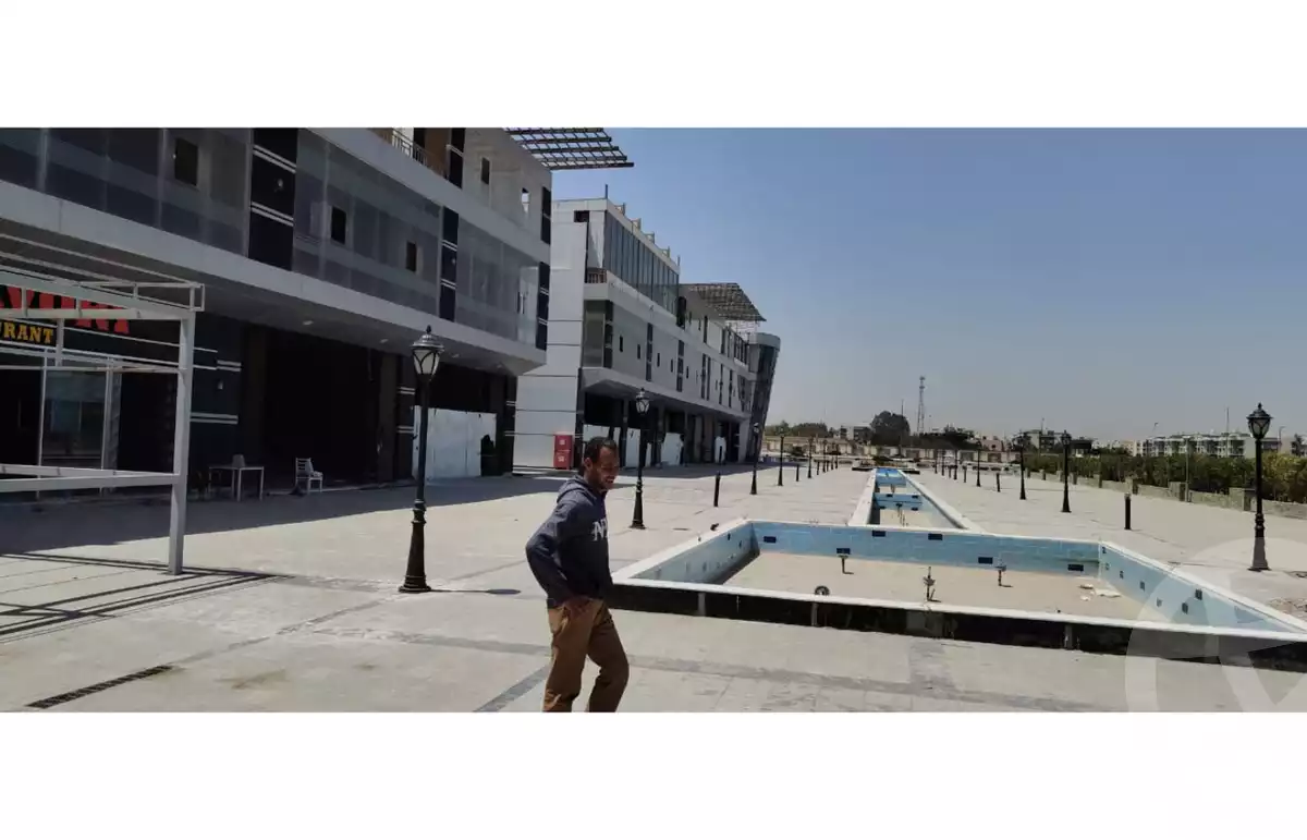 https://aqarmap.com.eg/ar/listing/5906974-for-rent-cairo-el-sheikh-zayed-city-alex-cairo-desert-road-smart-village-nwrth-syd-sfrykw-llstthmr-l-qry