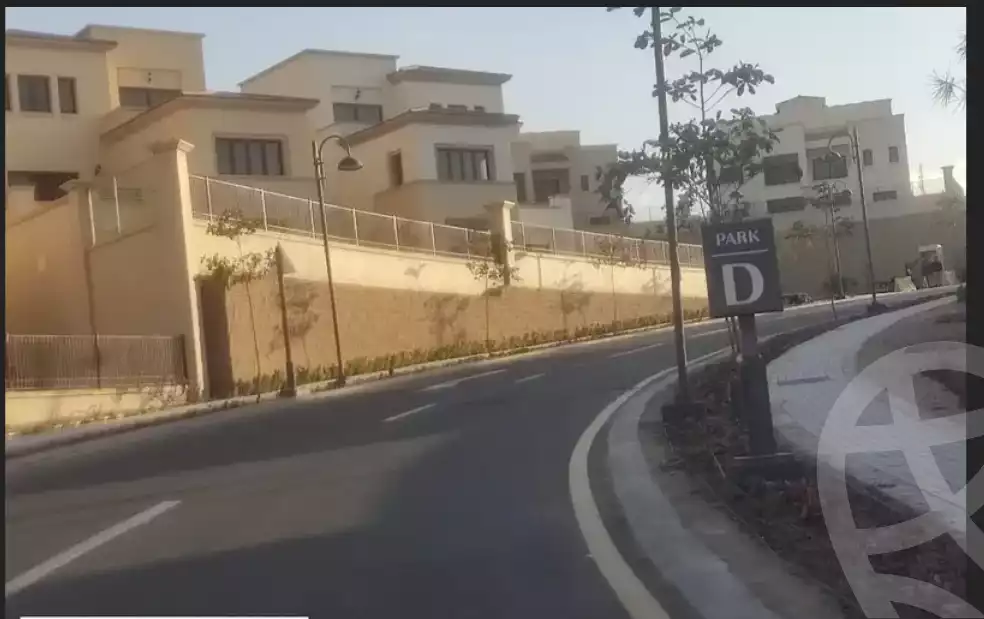 https://aqarmap.com.eg/ar/listing/5907384-for-sale-cairo-mokattam-compounds-uptown-cairo