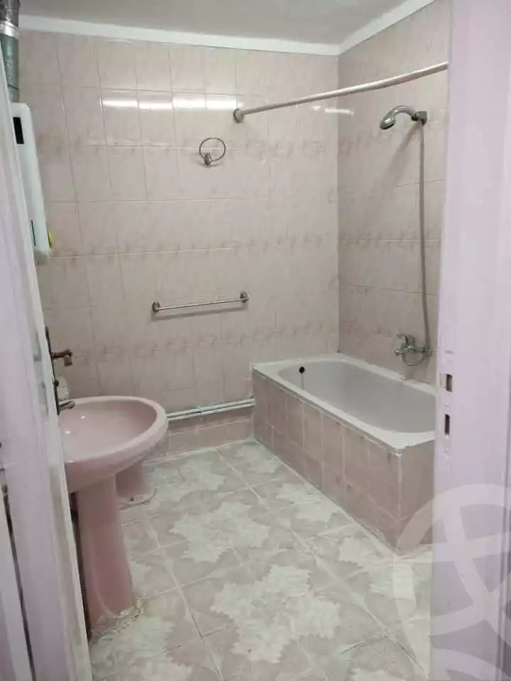 https://aqarmap.com.eg/ar/listing/5910002-for-sale-qalyubia-el-khsos-izbat-el-nakhl