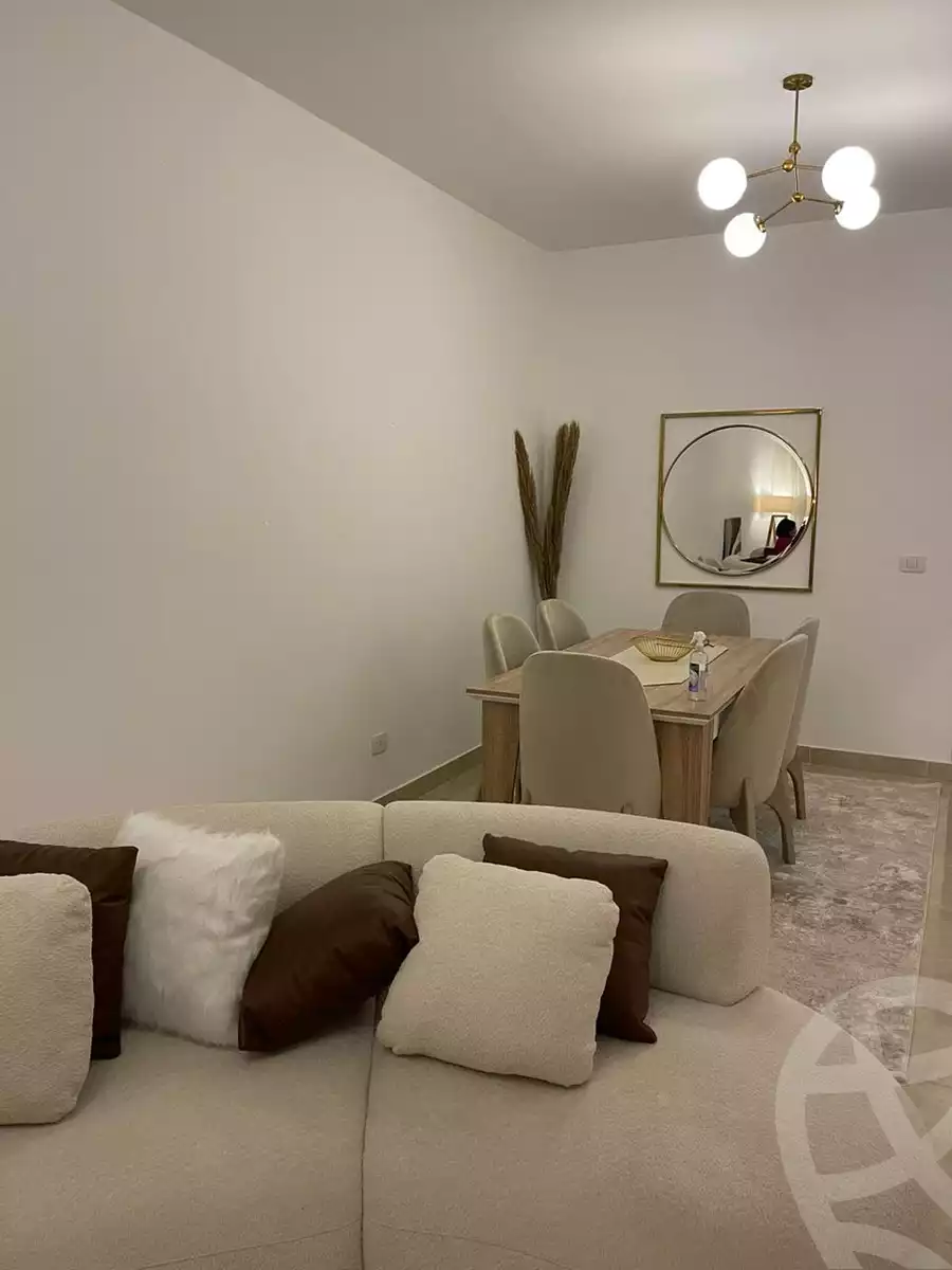 https://aqarmap.com.eg/en/listing/5910229-for-rent-cairo-new-cairo-compounds-fifth-square