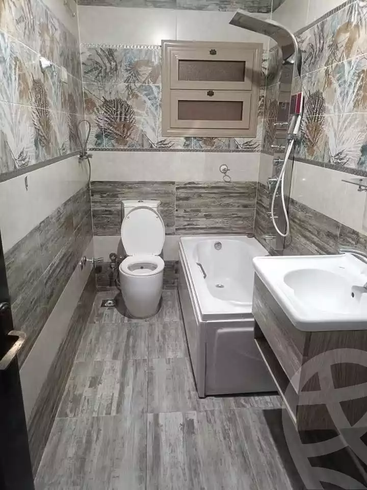 https://aqarmap.com.eg/ar/listing/5910766-for-rent-cairo-ain-shams-mnshy-lthryr