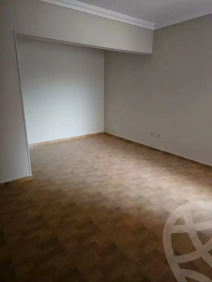 https://aqarmap.com.eg/en/listing/5910801-for-sale-cairo-mokattam-lhdb-l-ly-hay-el-ashgar