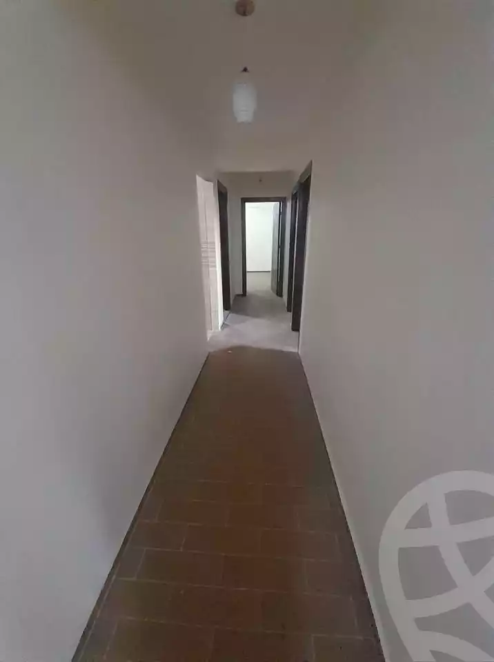 https://aqarmap.com.eg/en/listing/5912844-for-rent-alexandria-shds