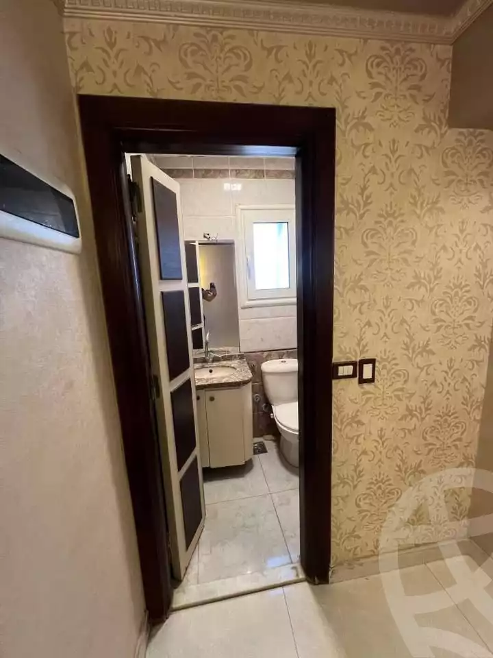 https://aqarmap.com.eg/en/listing/5912844-for-rent-alexandria-shds