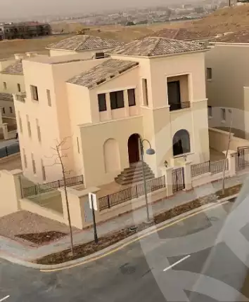 https://aqarmap.com.eg/en/listing/5912893-for-sale-cairo-mokattam-compounds-uptown-cairo