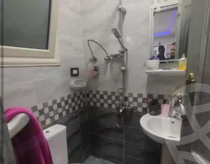 https://aqarmap.com.eg/en/listing/5913139-for-sale-alexandria-l-jmy-lbytsh-mahmoud-awad-st