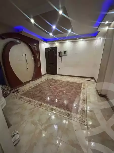 https://aqarmap.com.eg/ar/listing/5913760-for-sale-cairo-ain-shams-ain-shams-el-sharkia-el-eshrein-stt