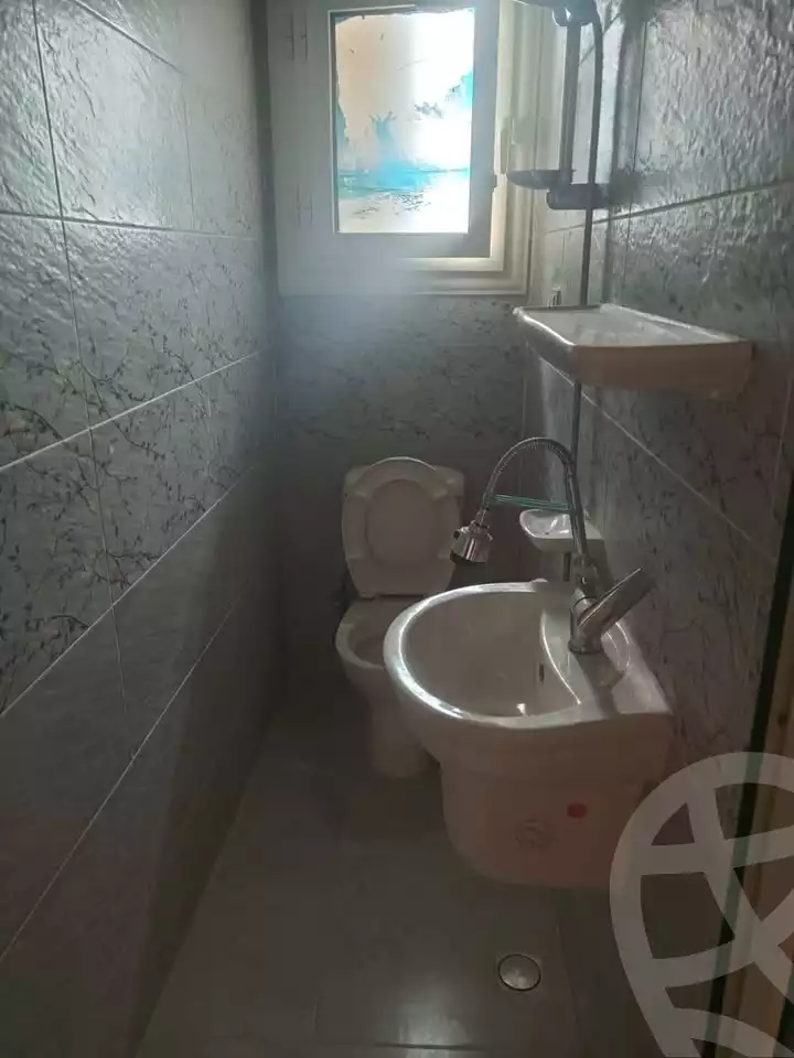 https://aqarmap.com.eg/ar/listing/5916147-for-sale-alexandria-l-jmy-lbytsh-street-8