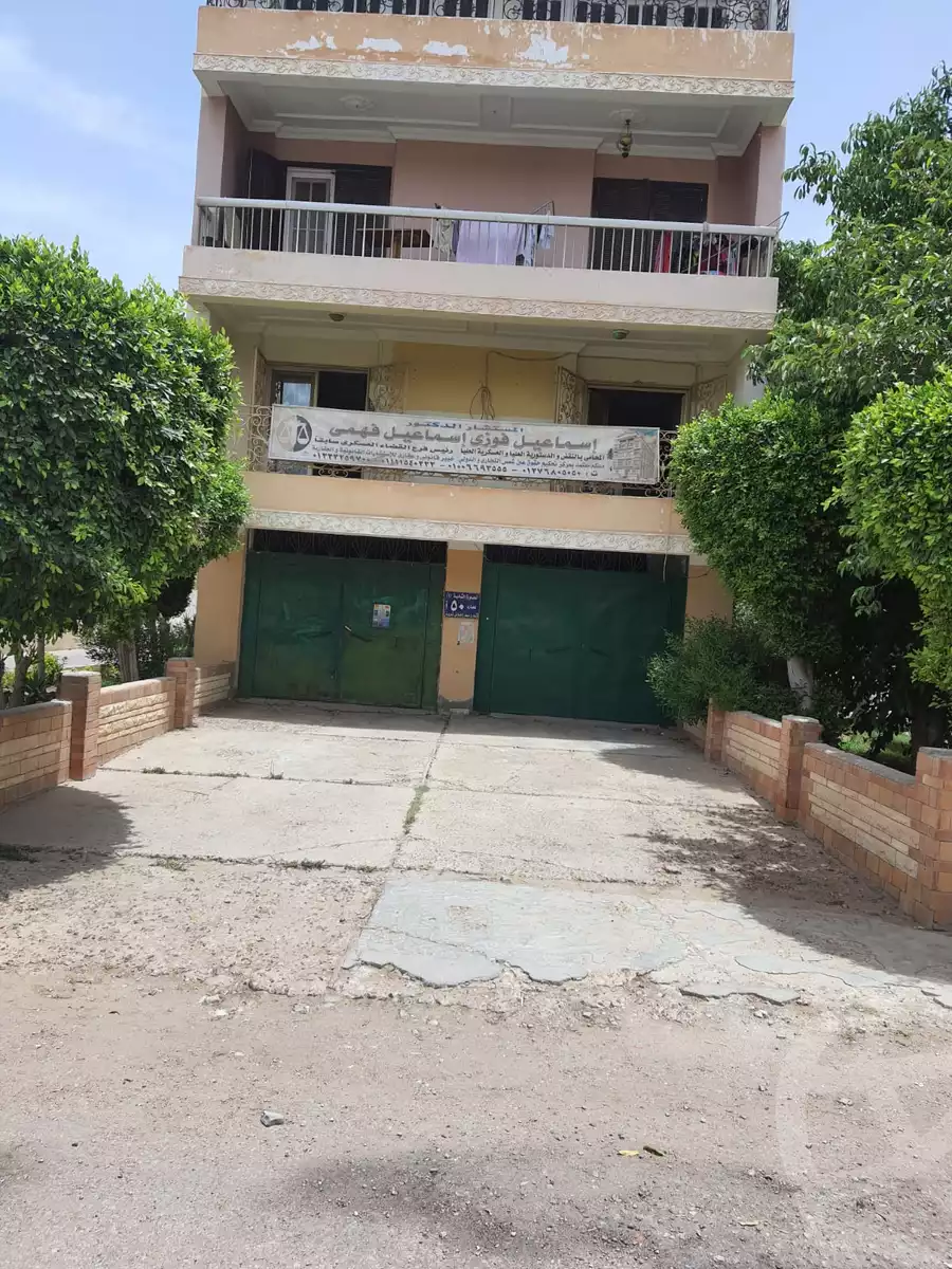 https://aqarmap.com.eg/ar/listing/5918820-for-sale-cairo-6th-of-october-garb-someed-neighborhood-1st