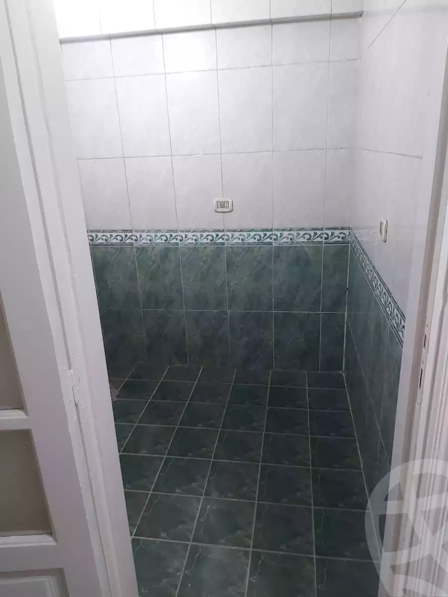 https://aqarmap.com.eg/en/listing/5918906-for-sale-alexandria-mansheya-el-sabaa-banat-st
