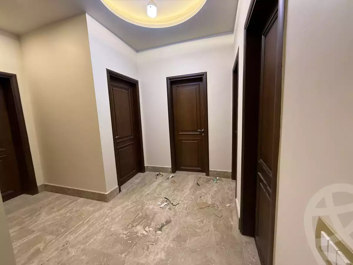 https://aqarmap.com.eg/en/listing/5918915-for-sale-cairo-new-cairo-compounds-el-patio-oro