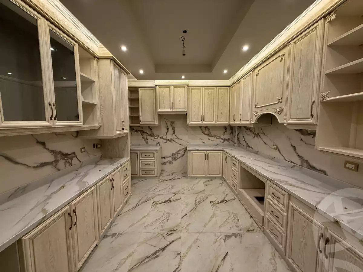 https://aqarmap.com.eg/en/listing/5918915-for-sale-cairo-new-cairo-compounds-el-patio-oro