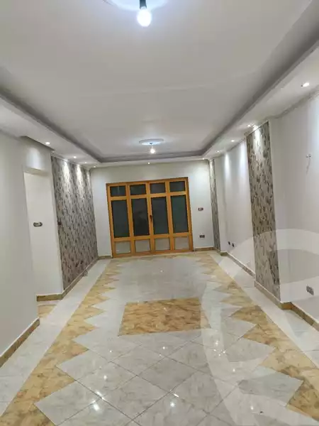 https://aqarmap.com.eg/en/listing/5919095-for-rent-cairo-mokattam-lhdb-l-ly-shareaa-9