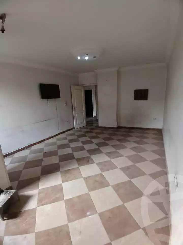 https://aqarmap.com.eg/en/listing/5920029-for-sale-cairo-helwan-el-ezba-el-qebliah-ragheb-st