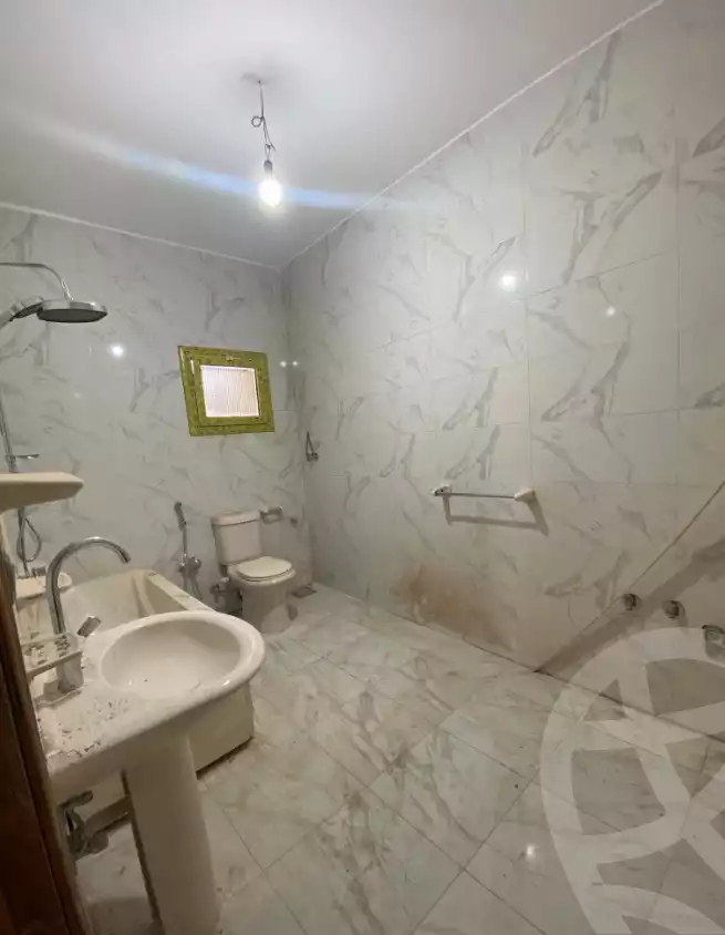 https://aqarmap.com.eg/en/listing/5921481-for-rent-cairo-15th-of-may-mjwr-32