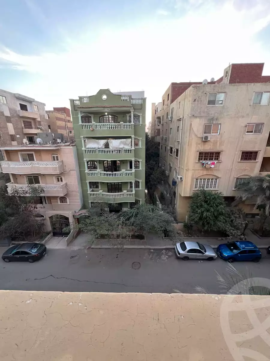 https://aqarmap.com.eg/ar/listing/5923893-for-sale-cairo-6th-of-october-el-ahyaa-neighborhood-3rd-street-40