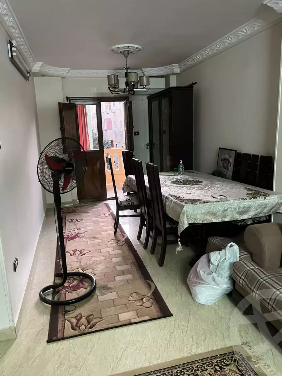 https://aqarmap.com.eg/ar/listing/5923893-for-sale-cairo-6th-of-october-el-ahyaa-neighborhood-3rd-street-40