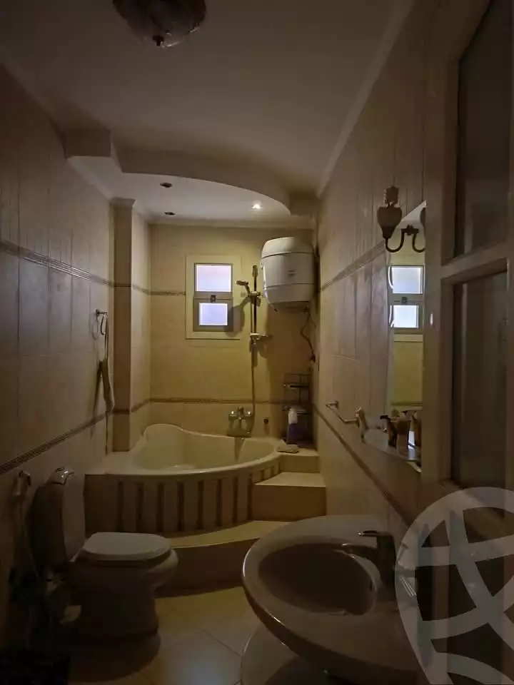 https://aqarmap.com.eg/ar/listing/5924925-for-sale-cairo-mokattam-lhdb-l-ly-manteqt-ganob-s
