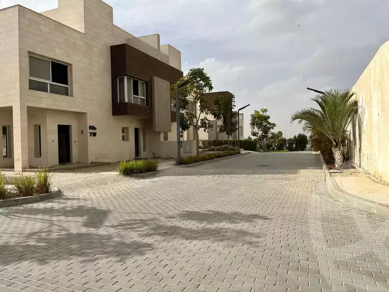 https://aqarmap.com.eg/en/listing/5924716-for-sale-cairo-6th-of-october-compounds-soleya