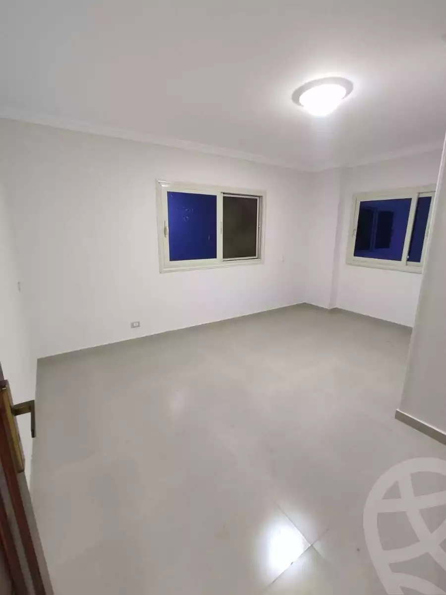 https://aqarmap.com.eg/ar/listing/5925411-for-rent-cairo-mokattam-lhdb-l-ly