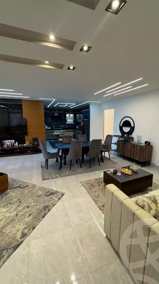 https://aqarmap.com.eg/en/listing/5925461-for-sale-cairo-el-sheikh-zayed-city-el-hay-elsabeaa