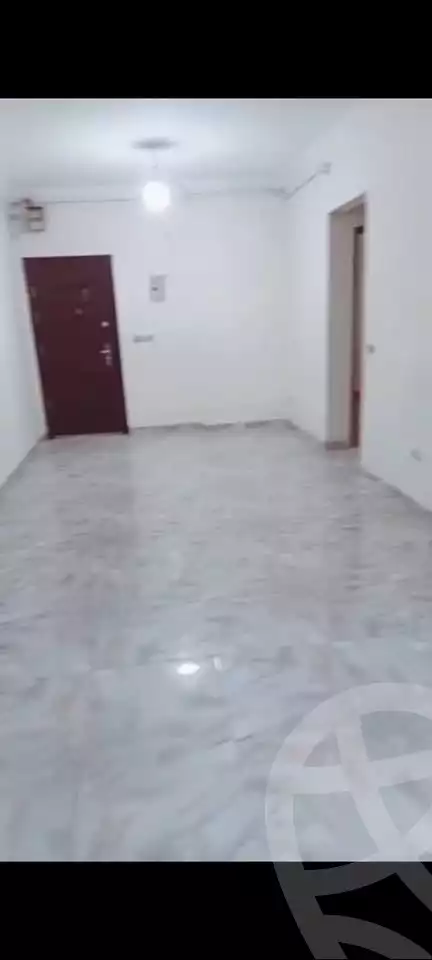https://aqarmap.com.eg/en/listing/5925694-for-sale-cairo-helwan-hadayek-helwan-el-khashab-canal