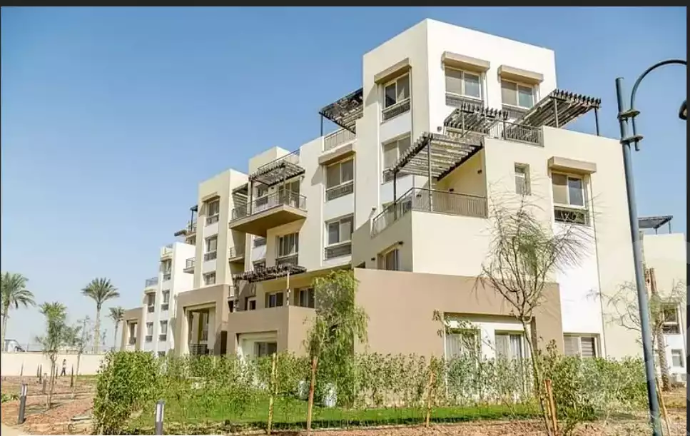 https://aqarmap.com.eg/ar/listing/5927187-for-sale-cairo-mokattam-compounds-uptown-cairo