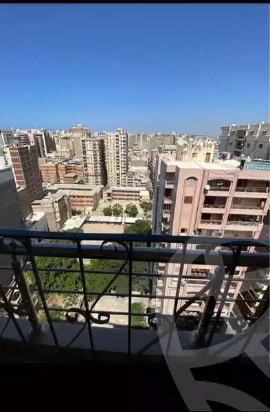 https://aqarmap.com.eg/en/listing/5927675-for-sale-alexandria-ganaklis