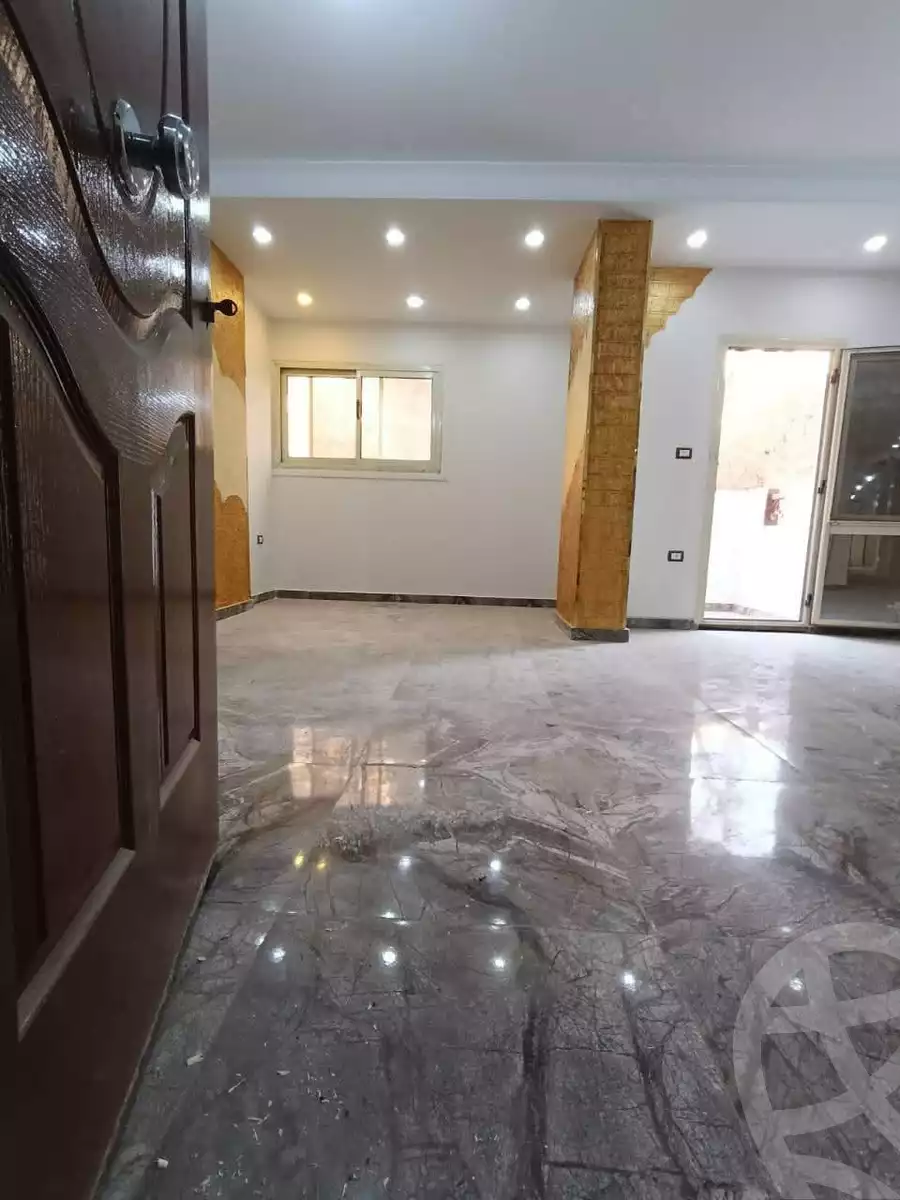 https://aqarmap.com.eg/en/listing/5928438-for-sale-cairo-helwan-helwan-el-sharkeya-ryad-pasha-st