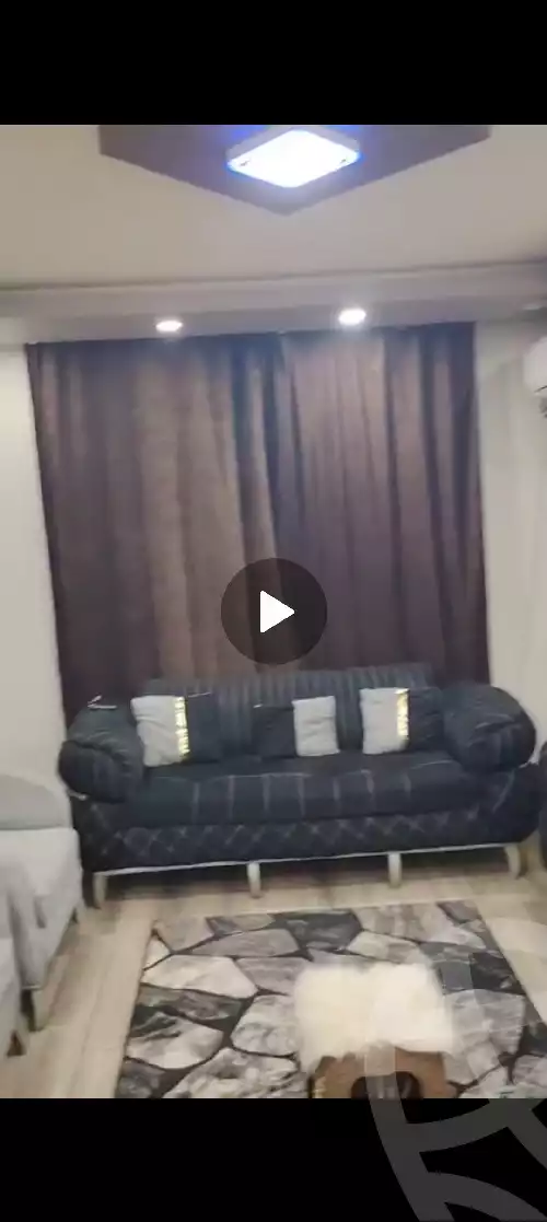 https://aqarmap.com.eg/en/listing/5928575-for-sale-cairo-mokattam-el-hadabah-el-wosta-el-mantaqa-el-talta-el-hadaba-al-wosta-road
