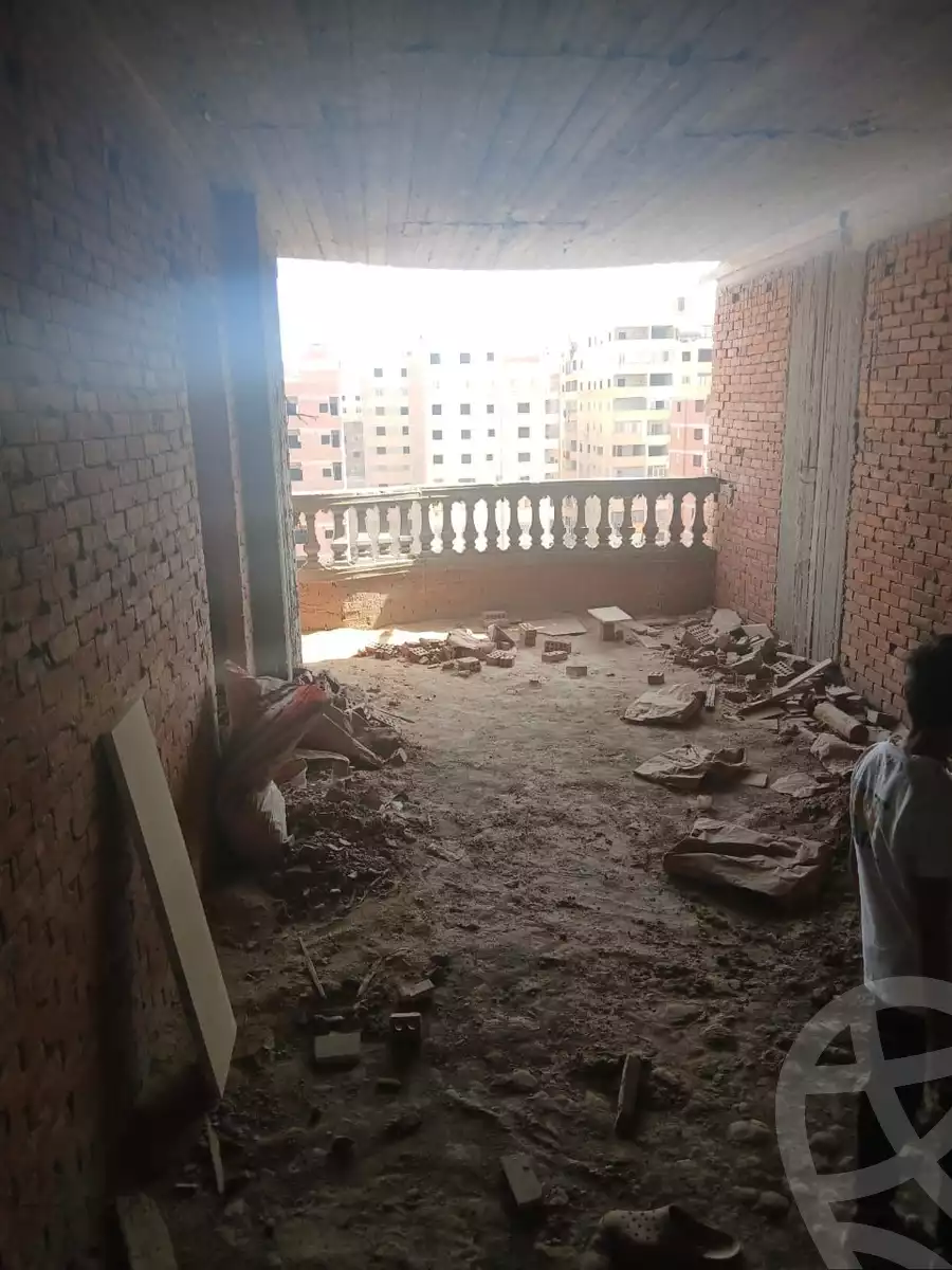 https://aqarmap.com.eg/en/listing/5929393-for-sale-cairo-helwan-hadayek-helwan-el-eshrein-st