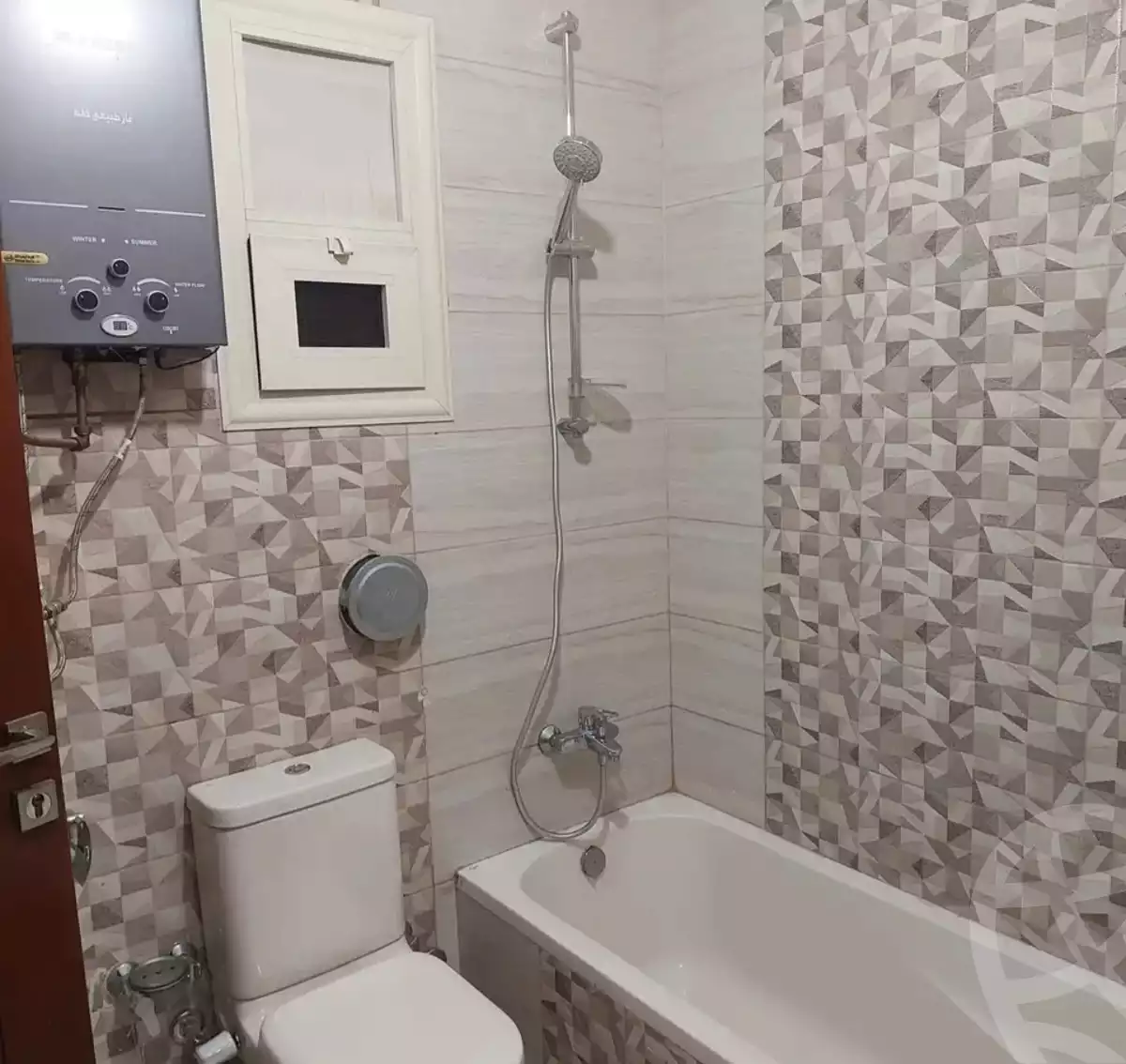https://aqarmap.com.eg/en/listing/5929728-for-rent-cairo-mokattam-el-hadabah-el-wosta-rd-lmbhth