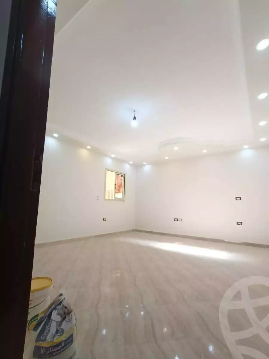 https://aqarmap.com.eg/en/listing/5929776-for-sale-cairo-helwan-helwan-el-sharkeya-ryad-pasha-st