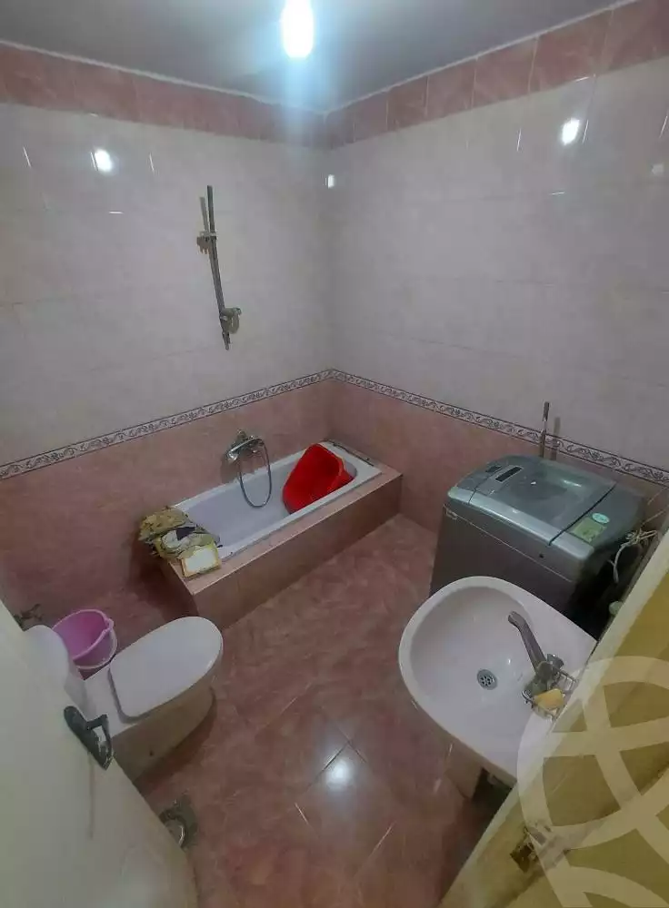 https://aqarmap.com.eg/en/listing/5930014-for-sale-cairo-helwan-helwan-el-sharkeya-ismael-kamel-st
