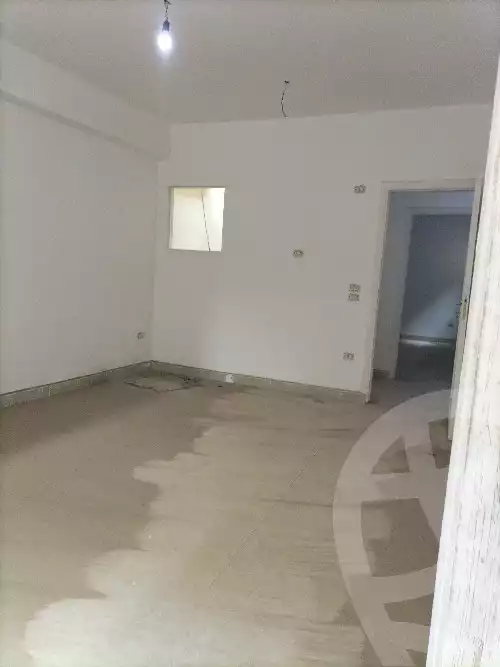 https://aqarmap.com.eg/en/listing/5930395-for-sale-cairo-helwan-hadayek-helwan-el-eshrein-st