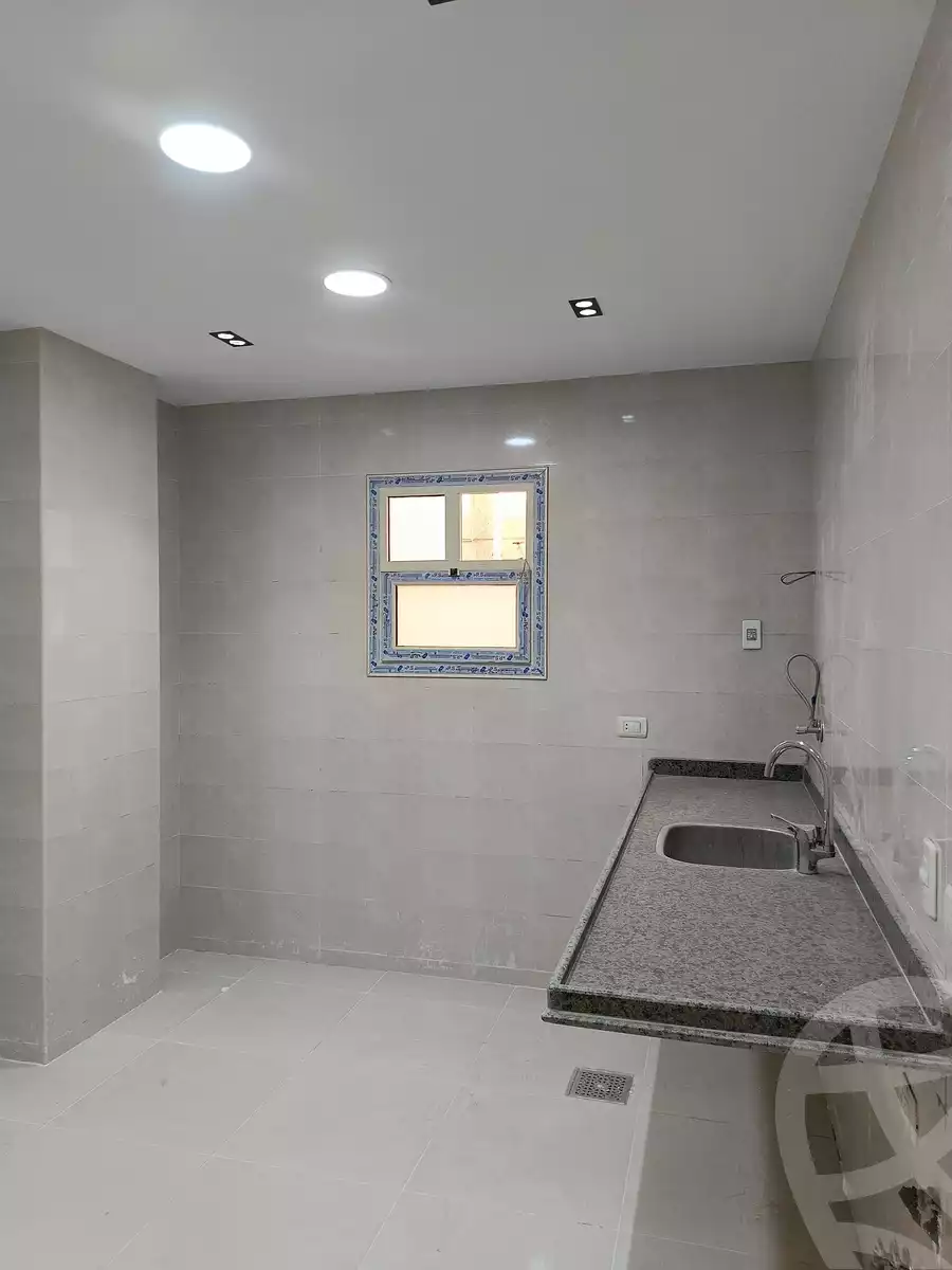 https://aqarmap.com.eg/ar/listing/5932946-for-rent-cairo-mokattam-lhdb-l-ly