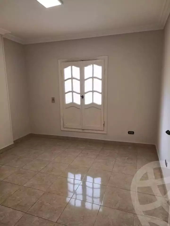 https://aqarmap.com.eg/ar/listing/5933808-for-rent-cairo-mokattam-lhdb-l-ly