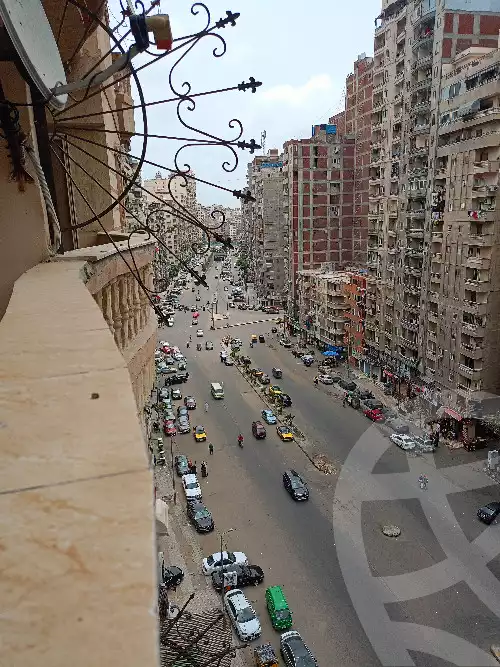 https://aqarmap.com.eg/ar/listing/5934908-for-sale-alexandria-sydy-bshr-sydy-bshr-bhry-shr-mhmd-njyb