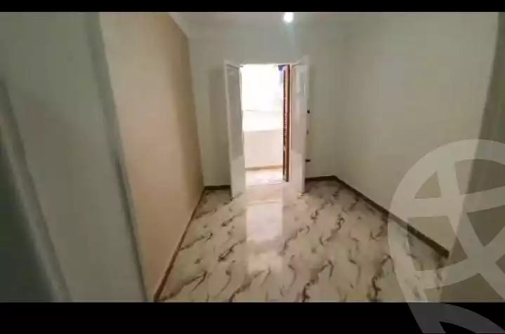 https://aqarmap.com.eg/en/listing/5935450-for-sale-alexandria-el-asafra-shr-45