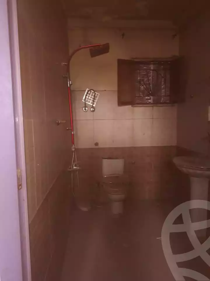 https://aqarmap.com.eg/en/listing/5935721-for-sale-qalyubia-shubra-el-khaima