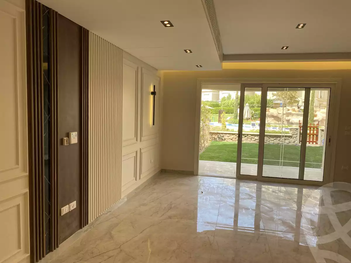 https://aqarmap.com.eg/en/listing/5935723-for-rent-cairo-new-cairo-compounds-mountain-view-hyde-park