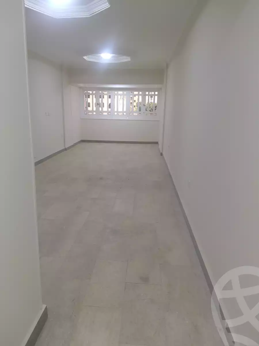 https://aqarmap.com.eg/ar/listing/5935990-for-rent-cairo-mokattam-lhdb-l-ly-shareaa-9