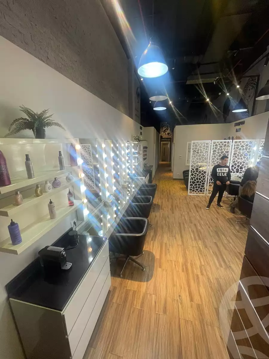 https://aqarmap.com.eg/en/listing/5936660-for-sale-cairo-el-sheikh-zayed-city-compounds-beverly-hills