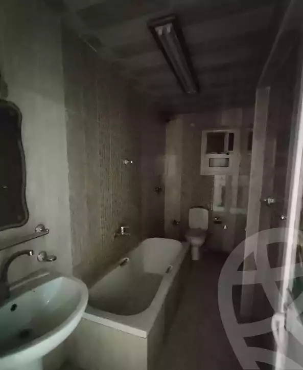 https://aqarmap.com.eg/en/listing/5938742-for-rent-qalyubia-shubra-el-khaima-om-bayoumi