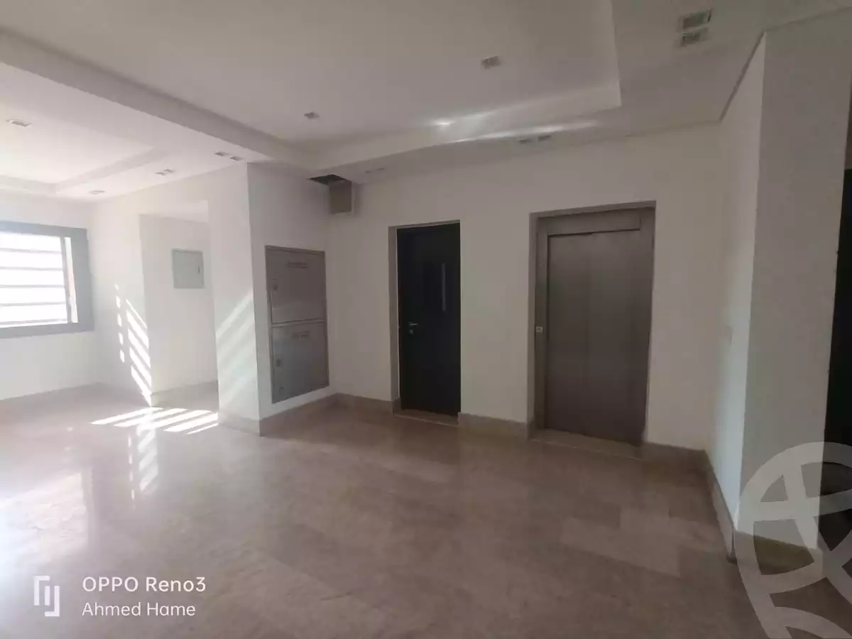 https://aqarmap.com.eg/en/listing/5939564-for-sale-cairo-el-sheikh-zayed-city-compounds-beverly-hills