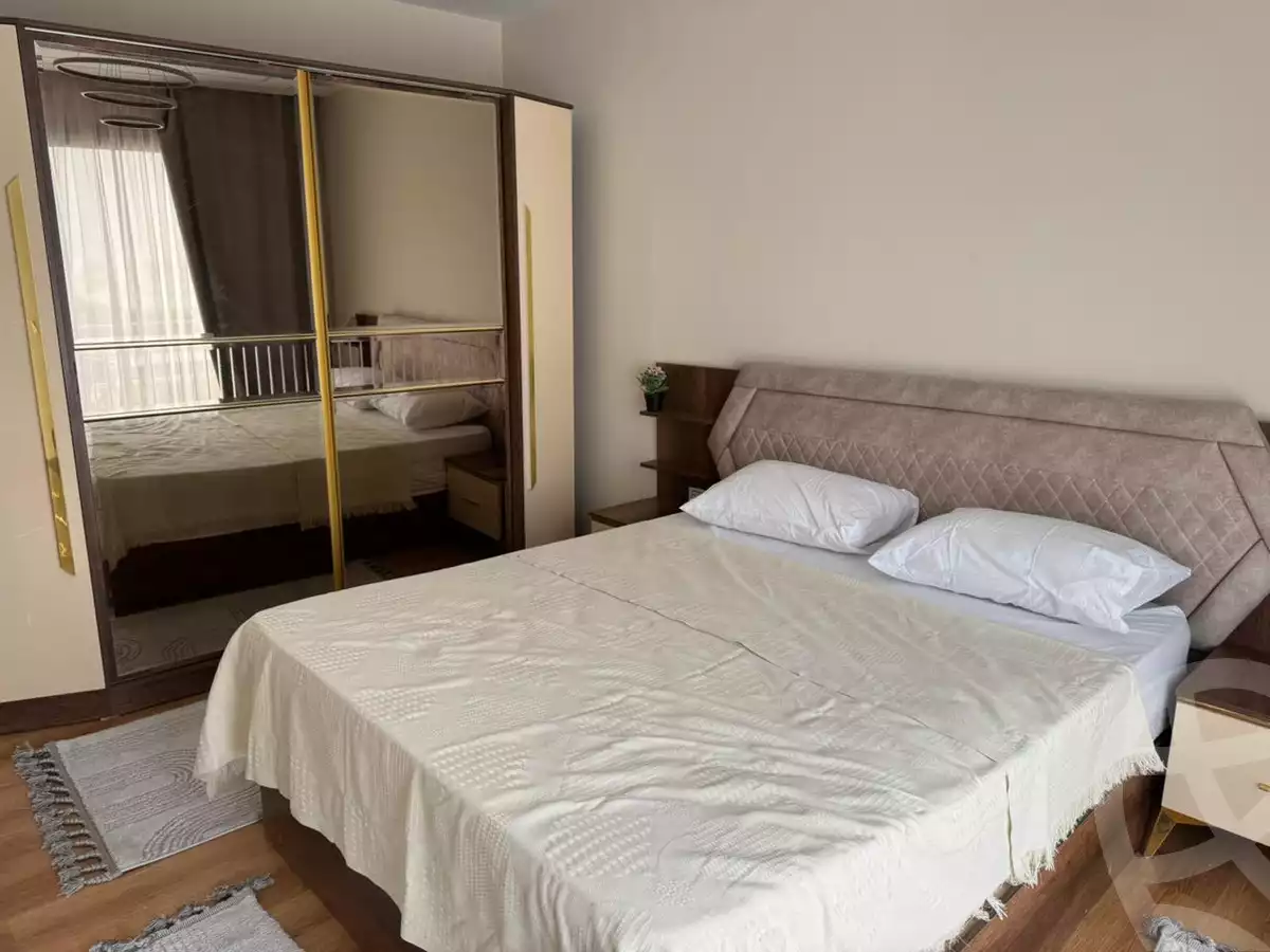 https://aqarmap.com.eg/en/listing/5939745-for-rent-cairo-6th-of-october-compounds-palm-parks