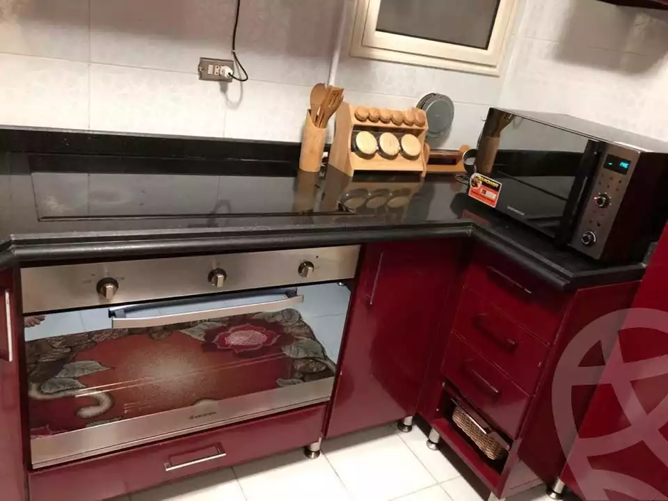https://aqarmap.com.eg/ar/listing/5940378-for-rent-alexandria-ganaklis