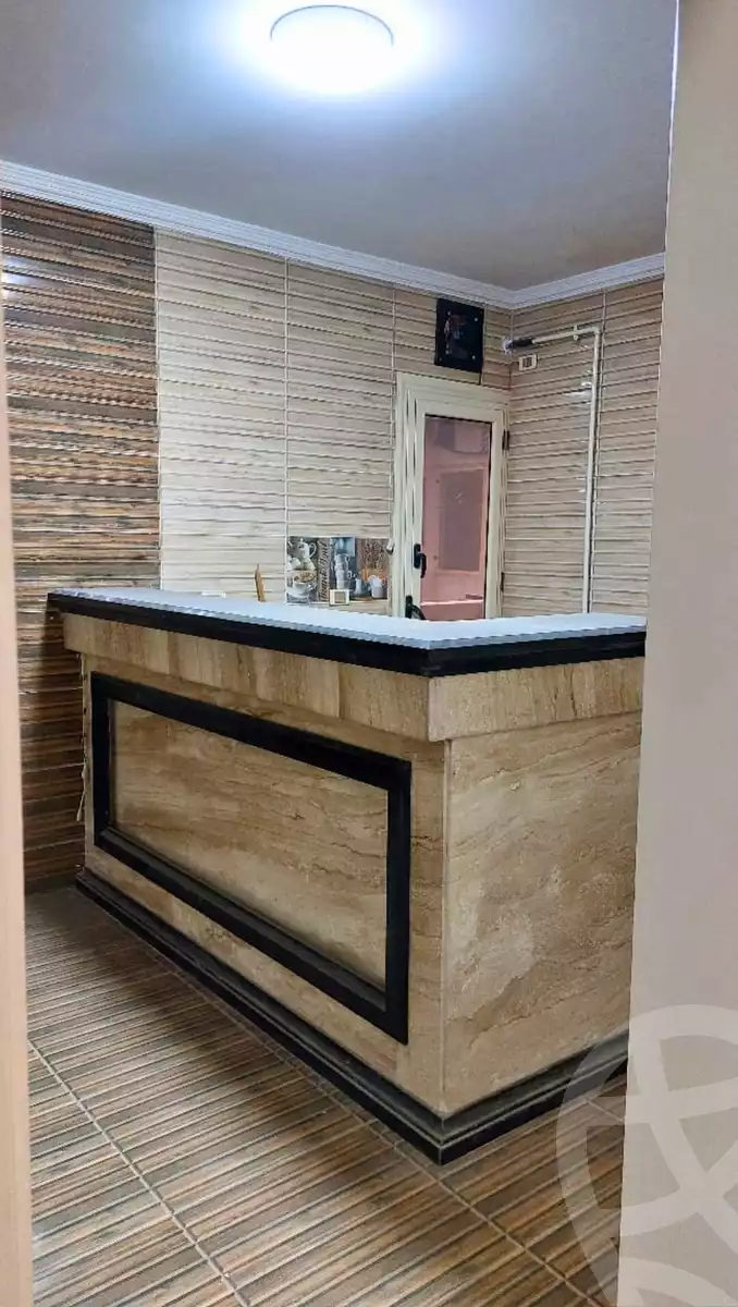 https://aqarmap.com.eg/ar/listing/5940013-for-rent-alexandria-moharram-bey-kanal-al-mahmoudeya-al-bahri-st