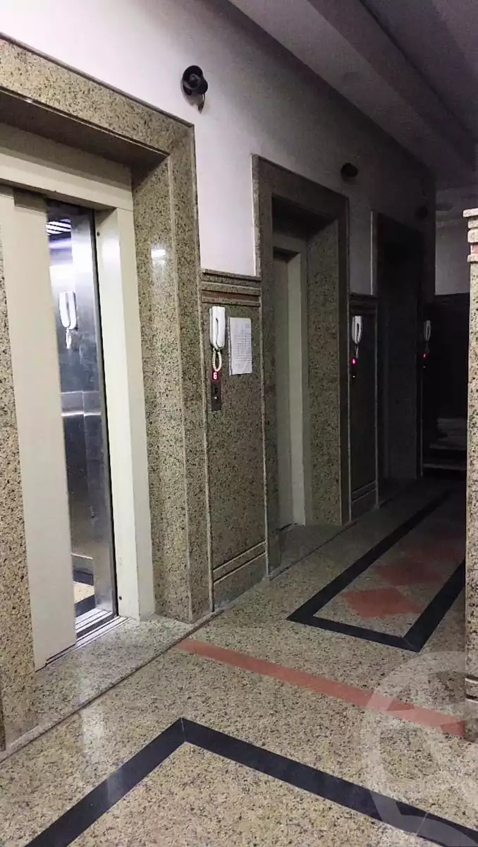 https://aqarmap.com.eg/ar/listing/5940013-for-rent-alexandria-moharram-bey-kanal-al-mahmoudeya-al-bahri-st